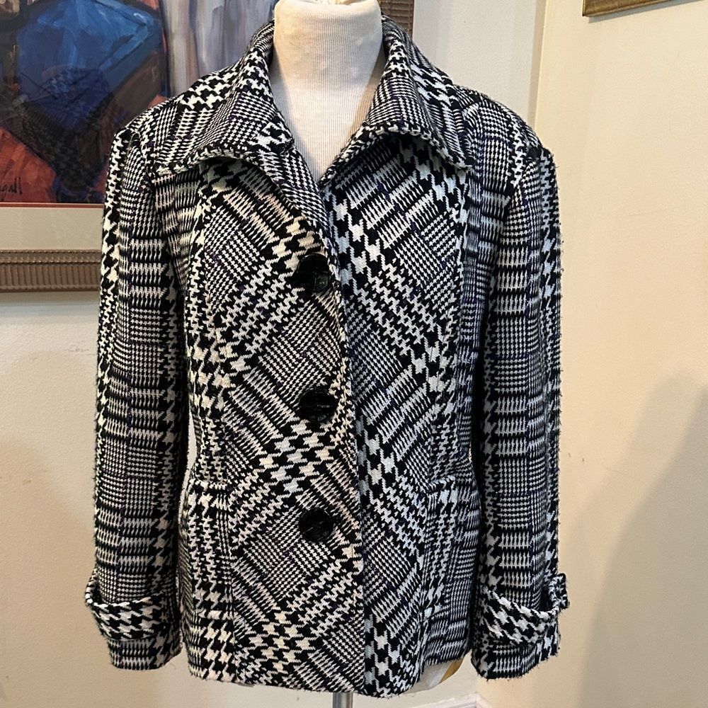 Chico’s Black/ White Pattern Pea Coat Size 2 (Large)